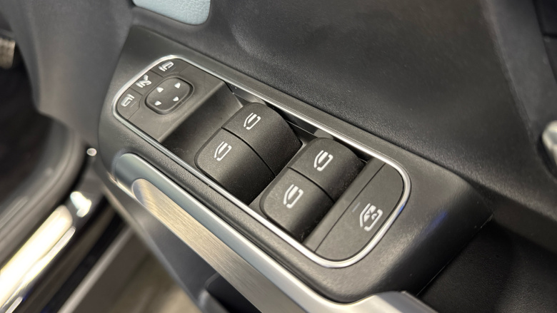 Mercedes-Benz GLB 200 AMG Line Executive 5dr 7G-Tronic Petrol Estate